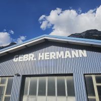 Gebr. Hermann AG - Neubau der Unternehmenshalle 2000